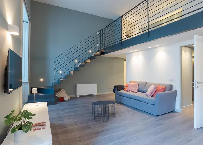 Broletto - By Myhomeincomo Apartamento