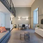 Апартаменты Broletto - By Myhomeincomo *